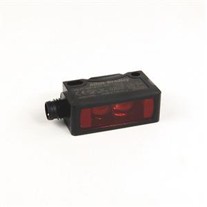 Allen Bradley 42JT-B2LAT1-P4 Photoelectric Sensor
