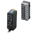 Keyence PZ-M62P Square retro-reflective M8 Connector Type, PNP